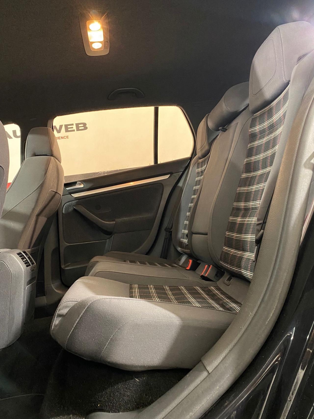 Volkswagen Golf GTI 2.0 16V TFSI 5p. GTI