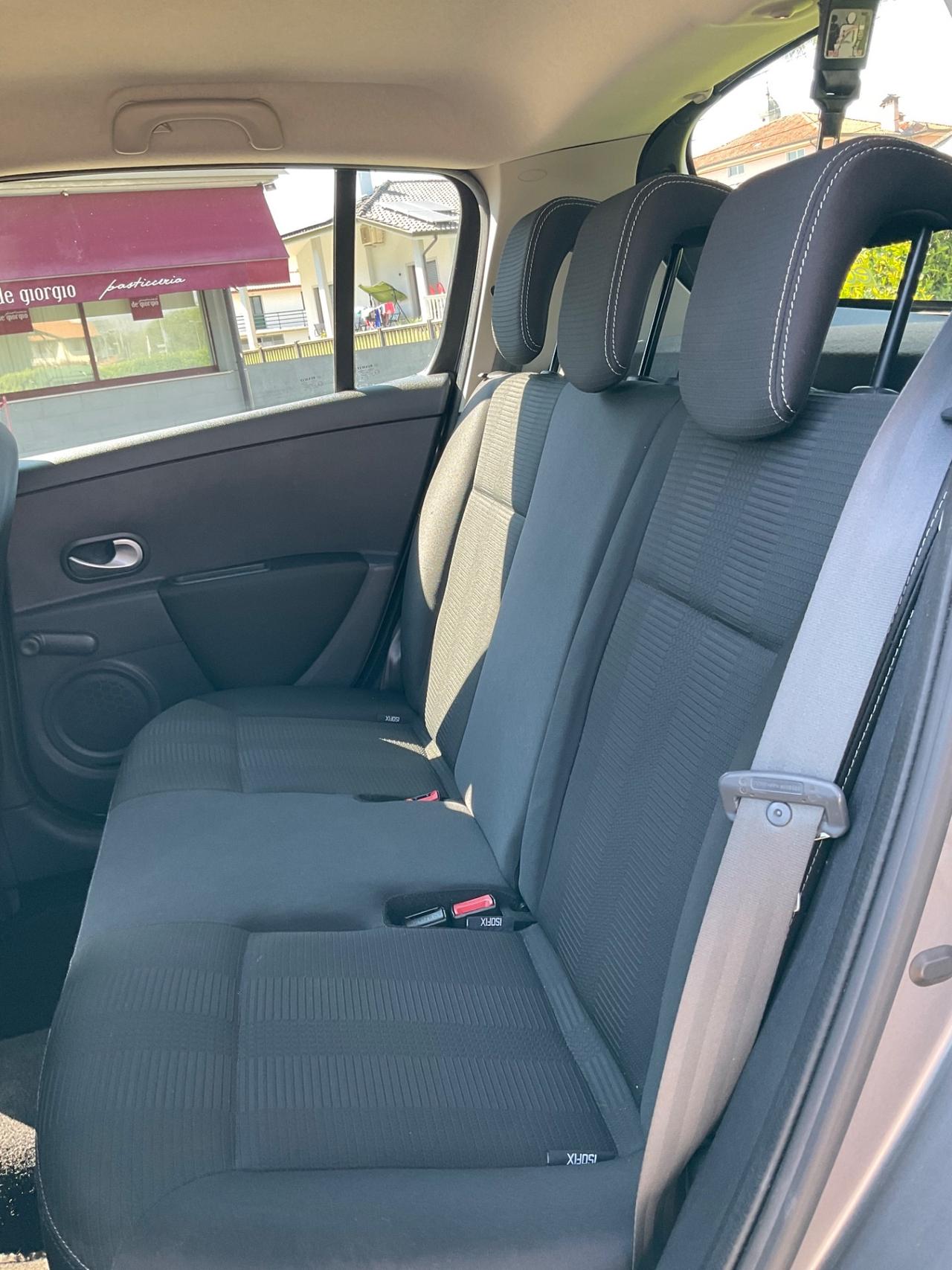 Renault Clio 1.2 16V 5 porte Live!