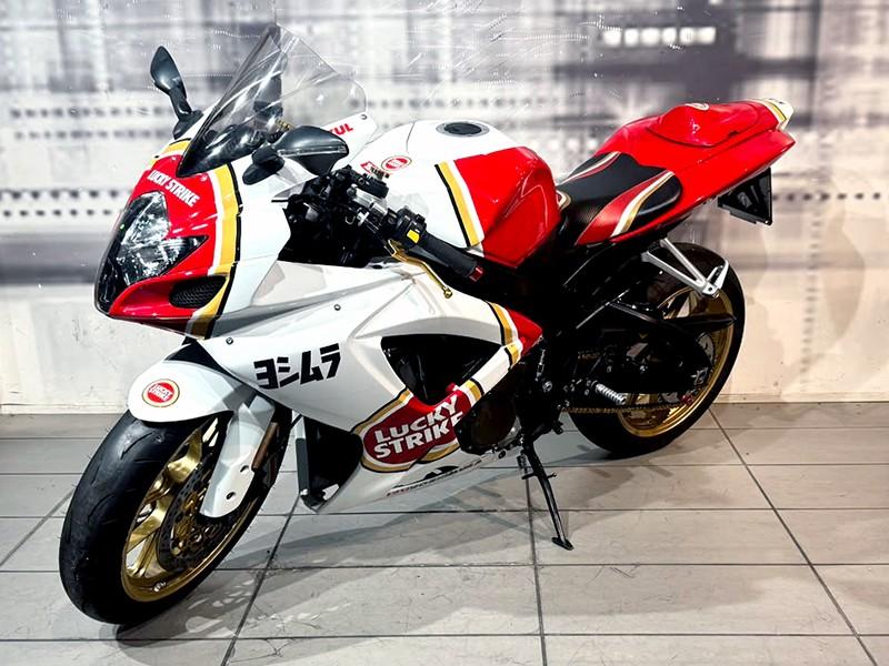 Suzuki GSX-R 750