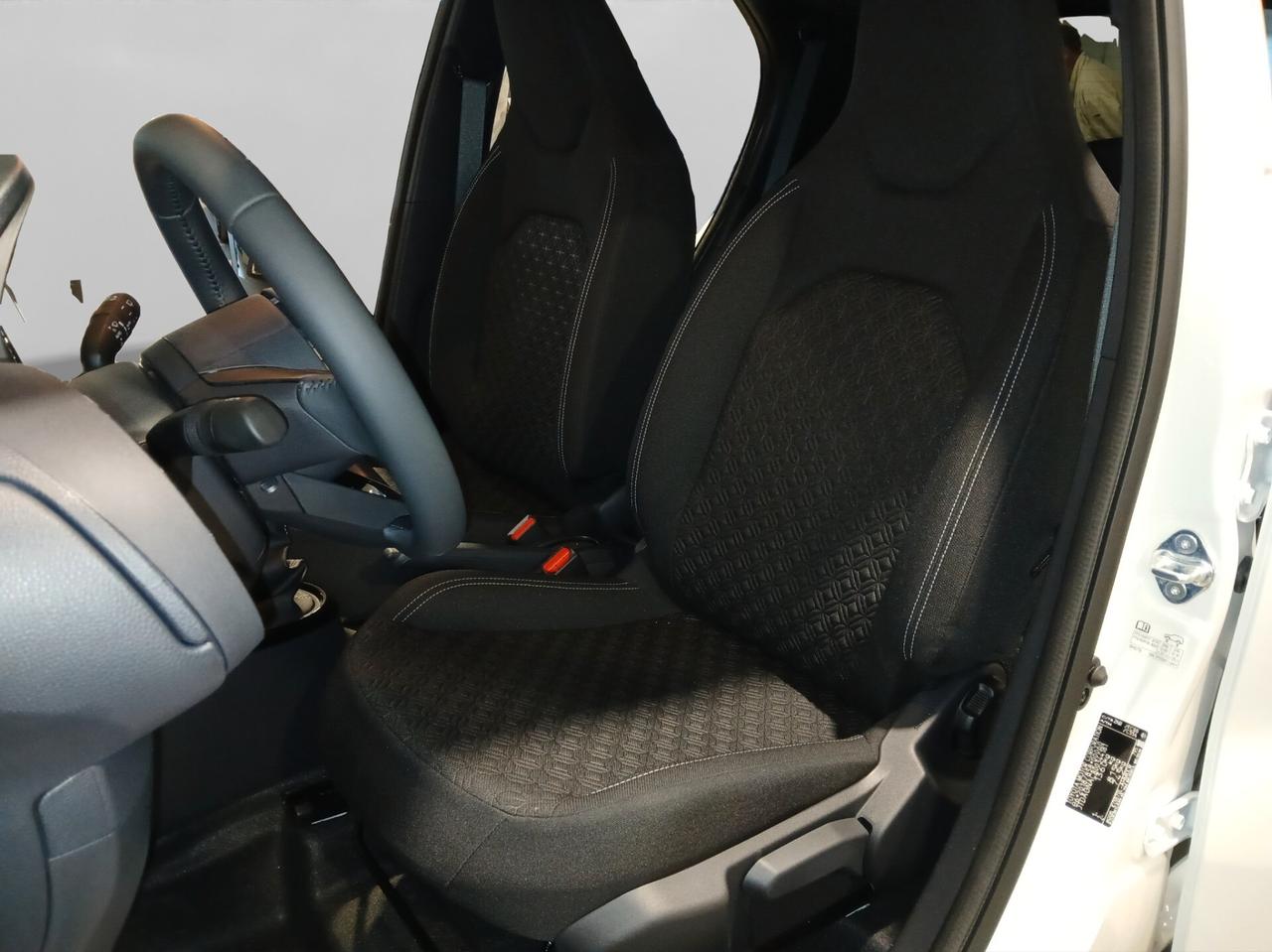 Toyota Aygo X 1.0 VVT-i 72 CV 5 porte Trend