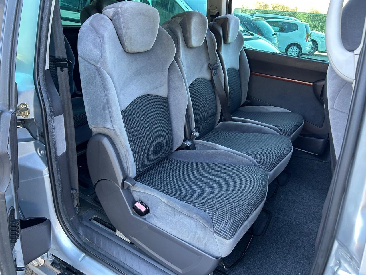 Citroen C8 2.2 HDi FAP 7 Posti