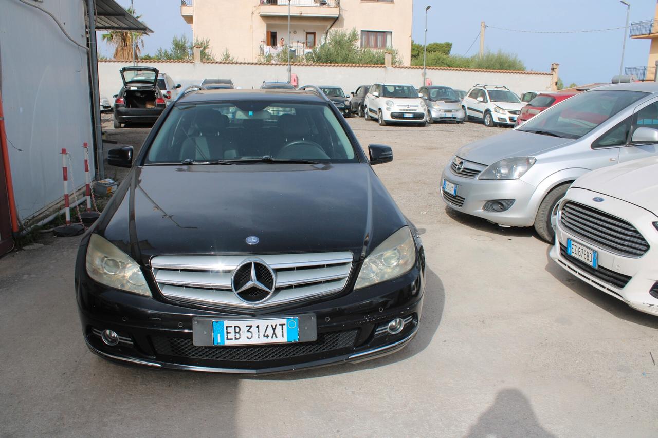 Mercedes-benz C 220 CDI BlueEFFICIENCY Avantgarde