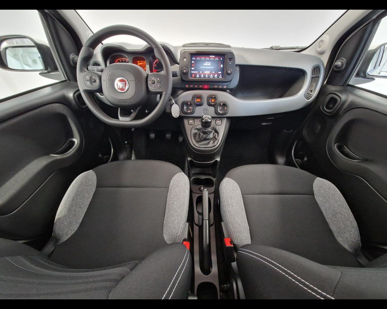 FIAT Panda III 2021 Cross - Panda 1.0 firefly hybrid Cross s&s 70cv 5p.ti