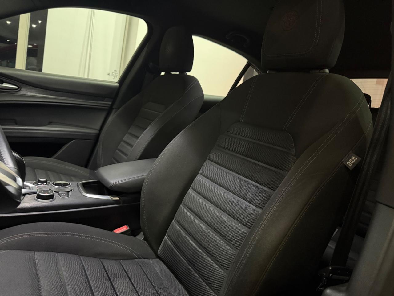 Alfa Romeo Stelvio 2.2TurboD 160CV AT8 ROSSO ALFA2023