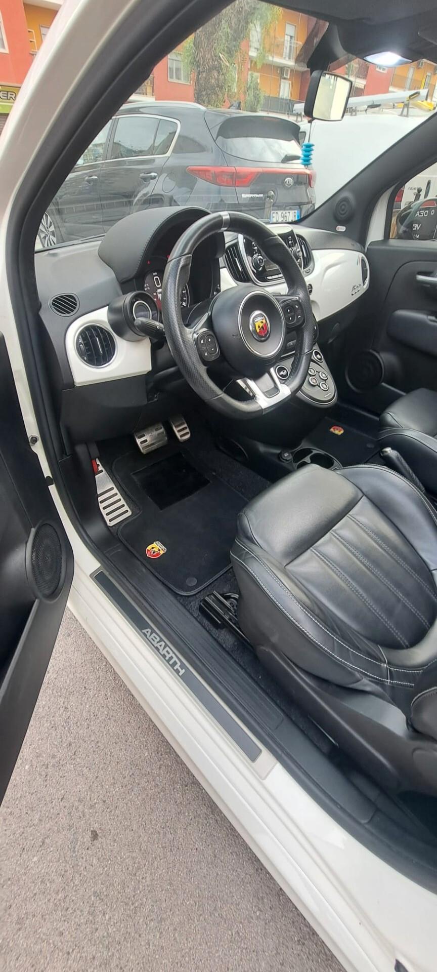 ABARTH 595 1.4 Turbo T-Jet 16O AUTOMATICA