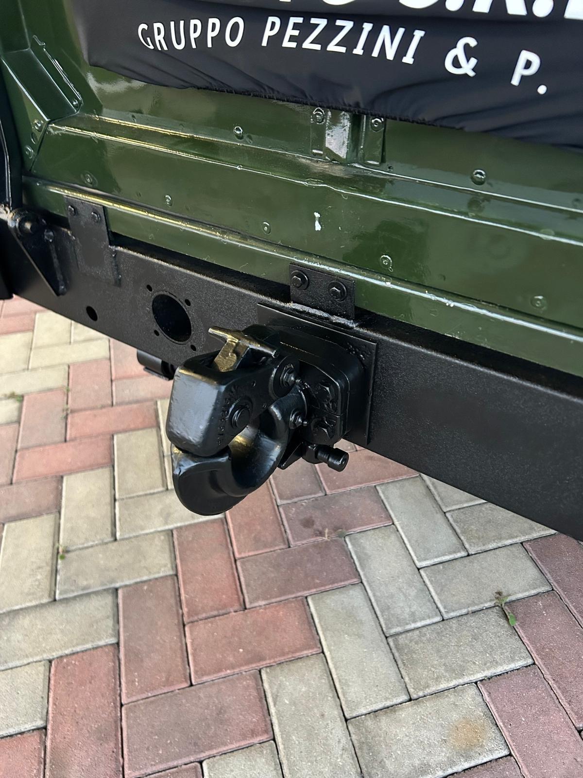 Land Rover Defender 110 diesel Hard-top