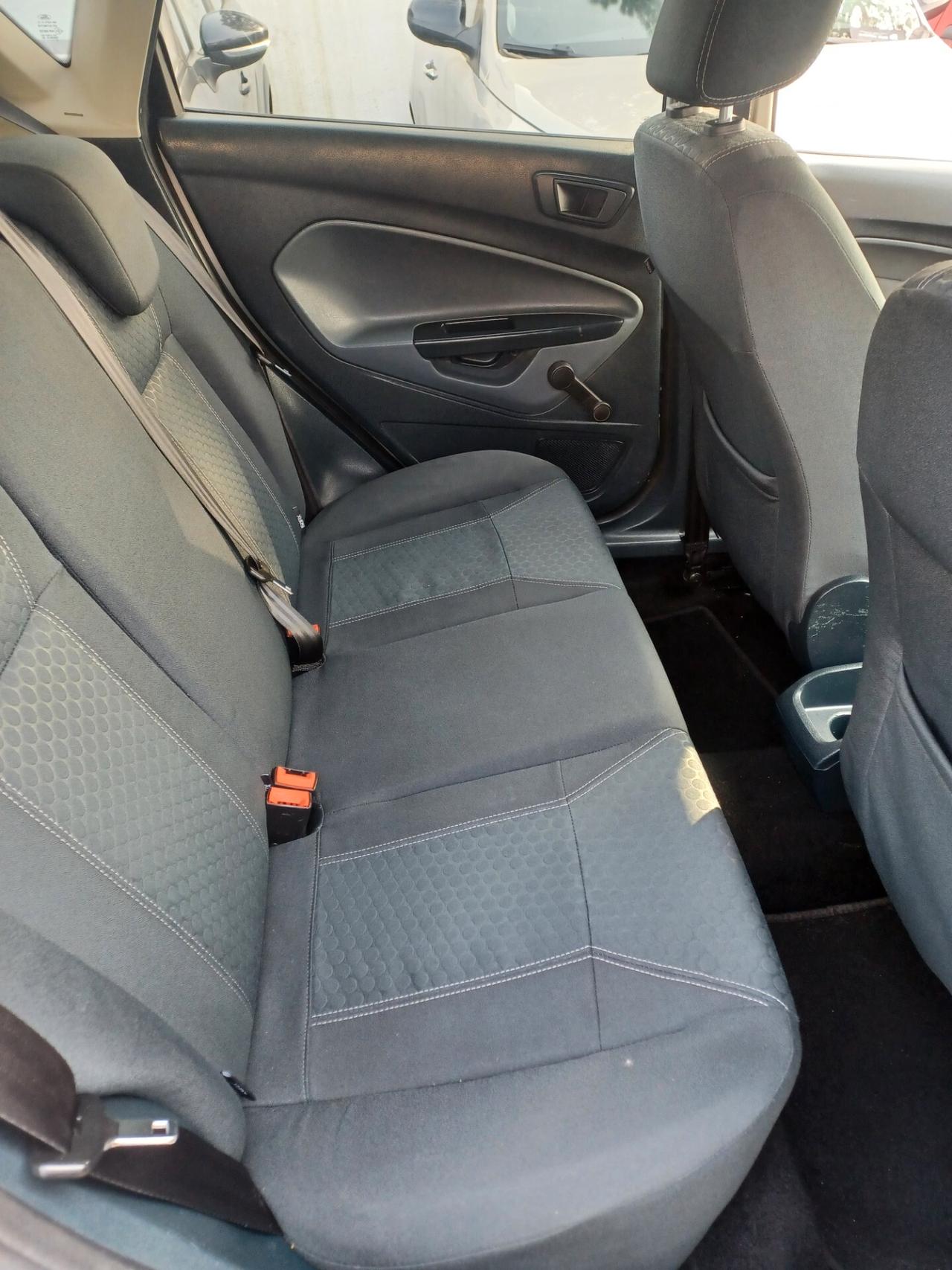 Ford Fiesta 1.4 TDCi 5p. Titanium 2010