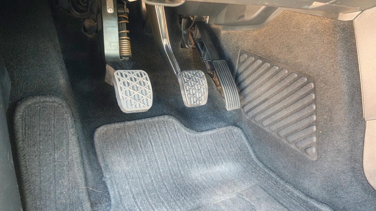 Mercedes A160 Benzina – Tagliandata, Gomme Nuove, Garanzia 12 Mesi