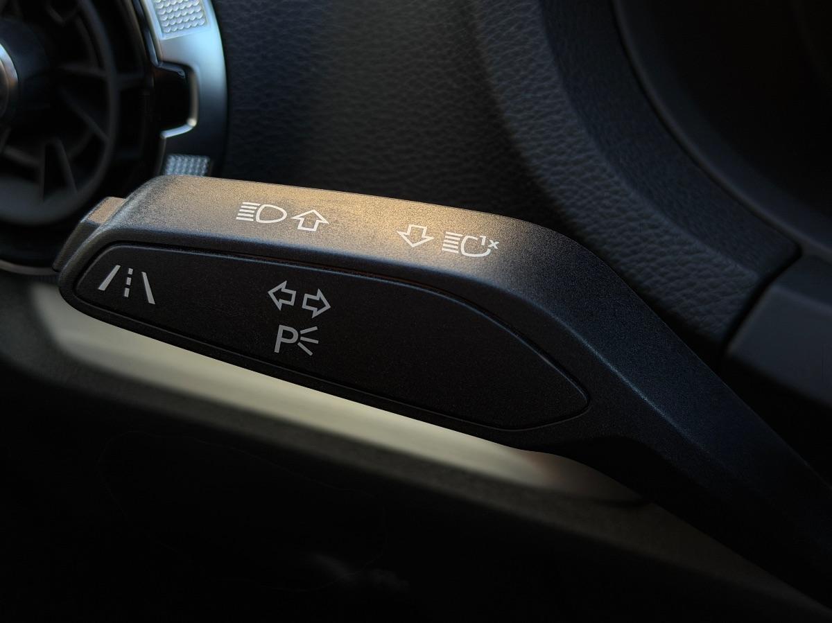 Audi A3 Sportback 35TDI S-line Identity Black 150CV