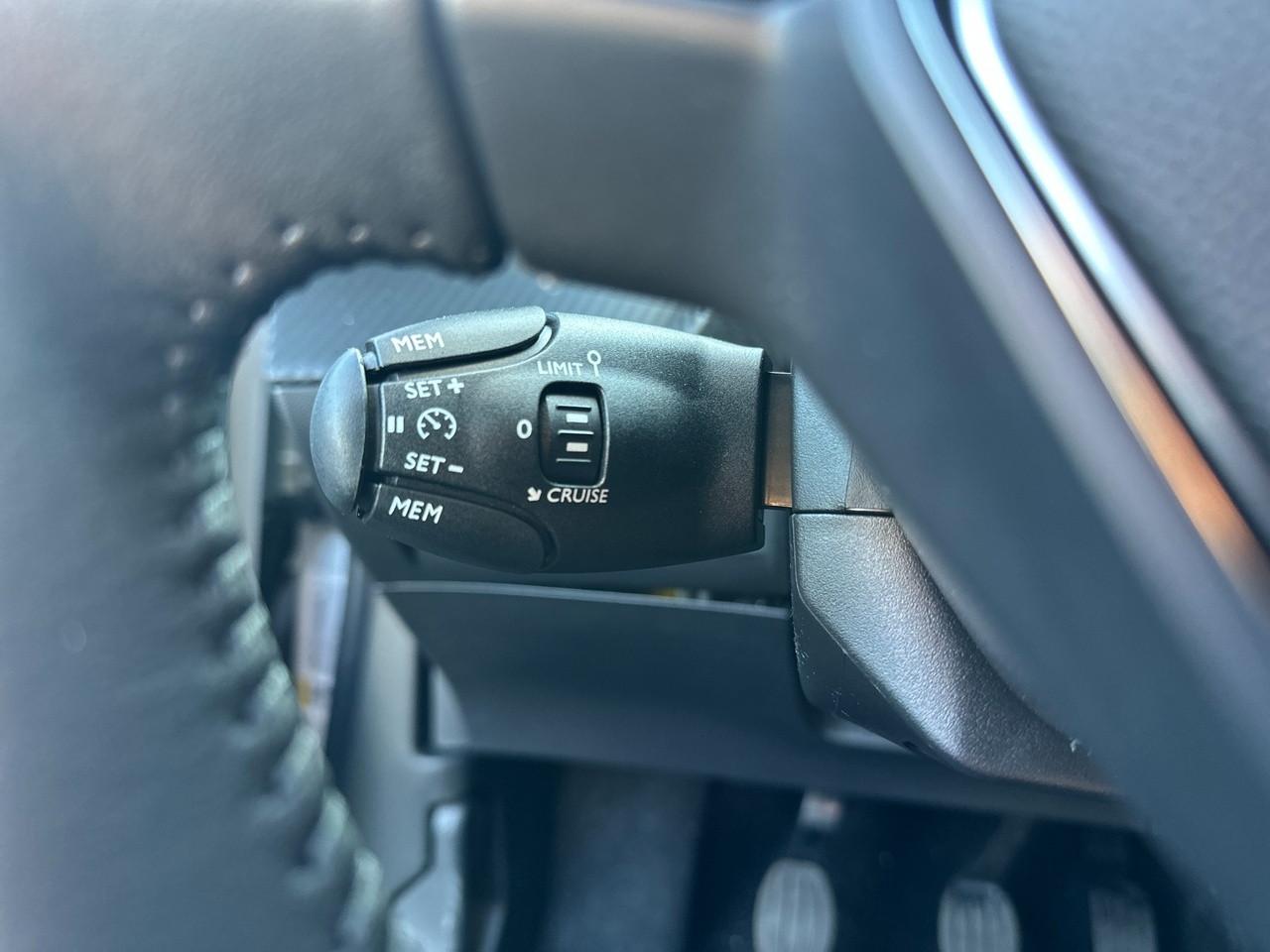 PEUGEOT 2008 II 2023 - 2008 1.2 puretech Allure s&s 100cv