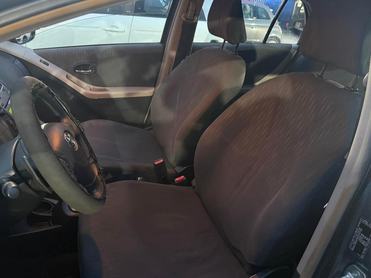 Toyota Yaris 1.4 D-4D 2010 Automatica