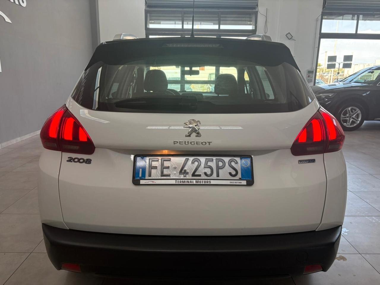 Peugeot 2008 BlueHDi 100 Allure