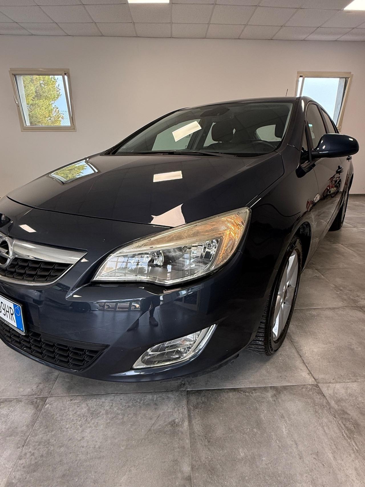 Opel Astra 1.7 CDTI 110CV 5 porte Elective