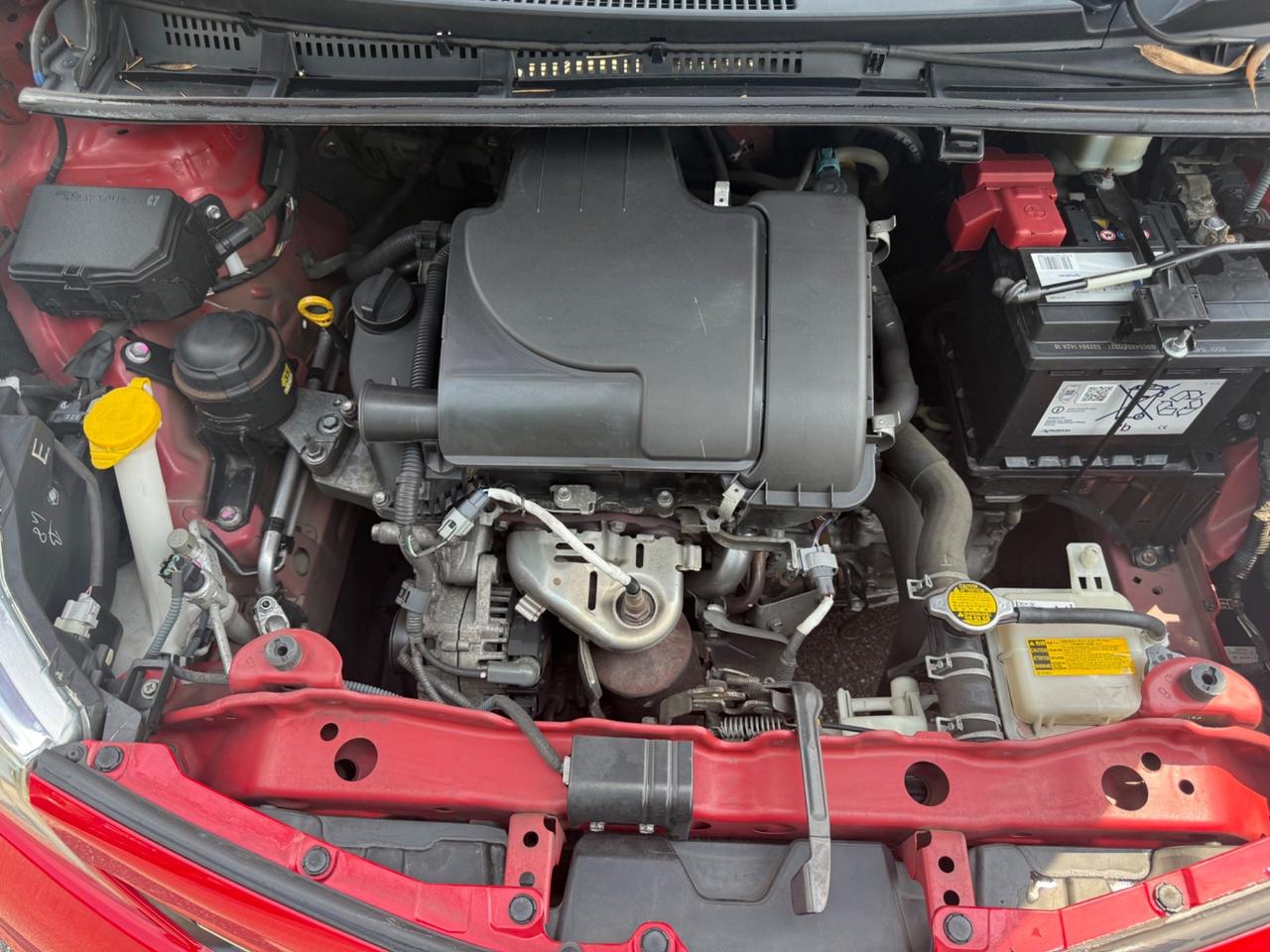 Toyota Yaris 1.0 5 porte