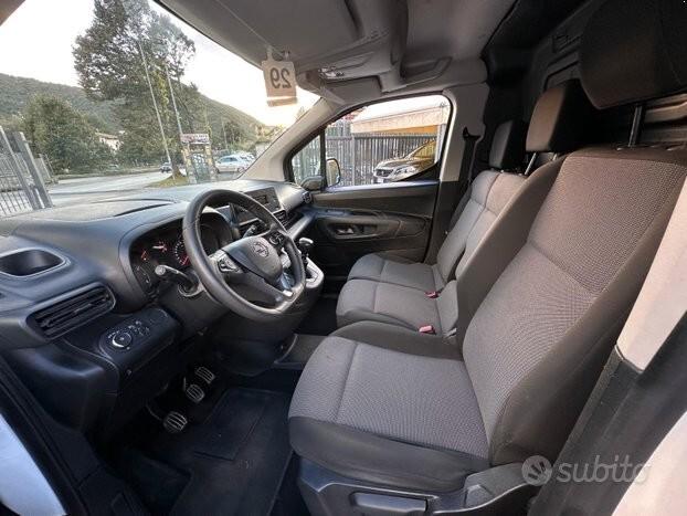 Opel combo 1.5 turbo d 130 cv furg. gancio train