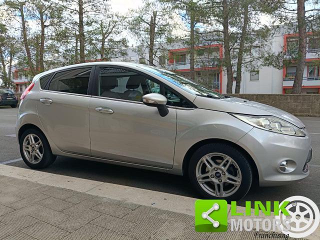 FORD Fiesta 1.4 aut. 5 porte Titanium