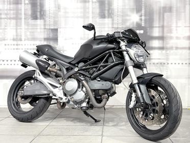 Ducati Monster 696