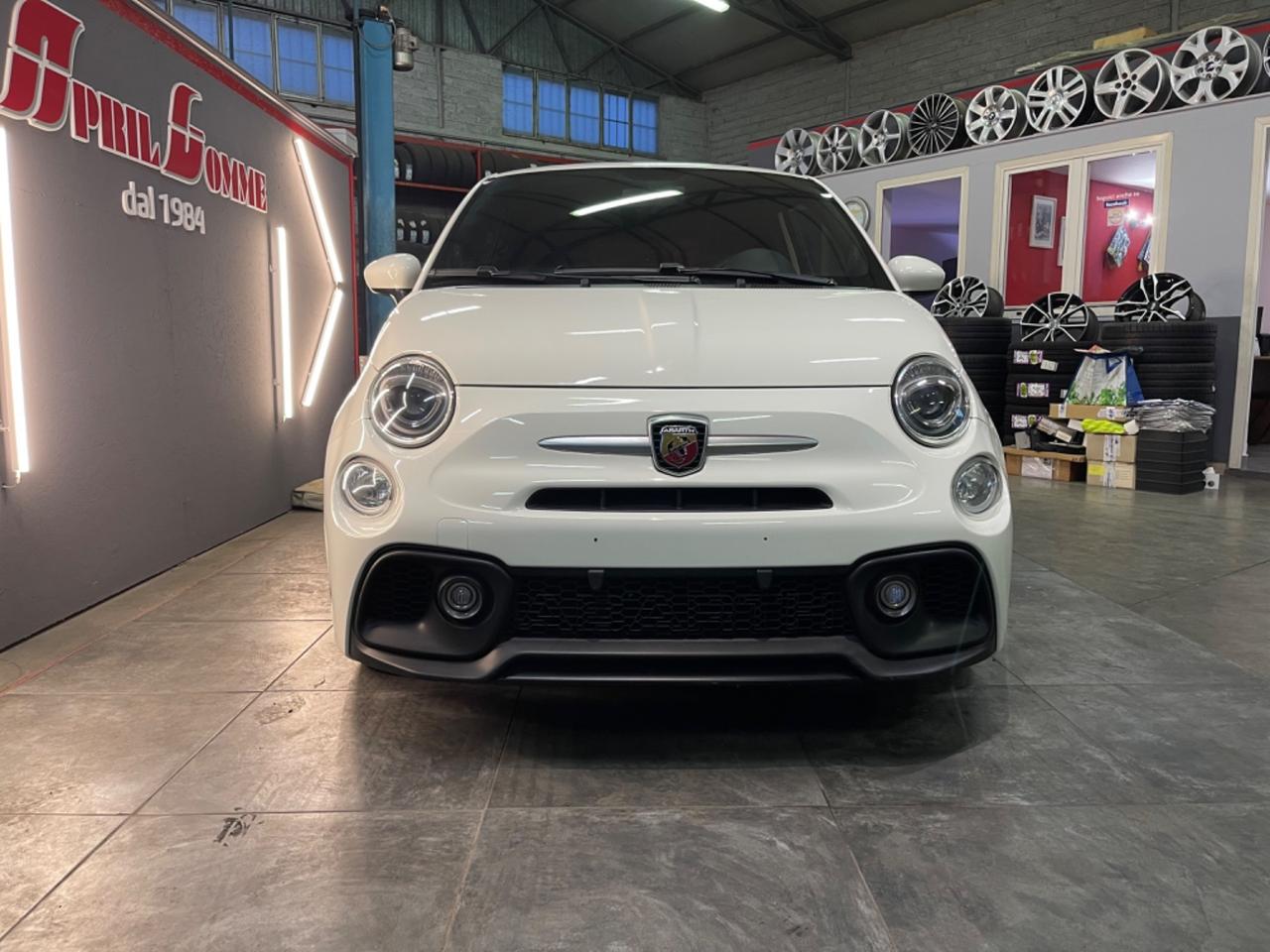 Abarth 595 1.4 Turbo T-Jet 145 CV