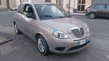Lancia Ypsilon 1.2 - 2011