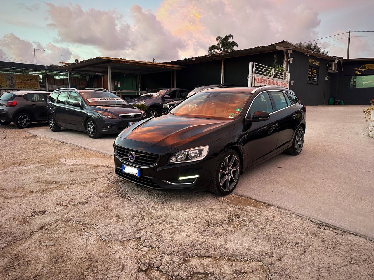 Volvo V60 D2 Geartronic R-design