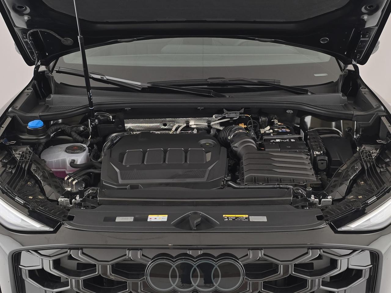 Audi Q3 2.0 tdi s line edition 150cv s-tronic