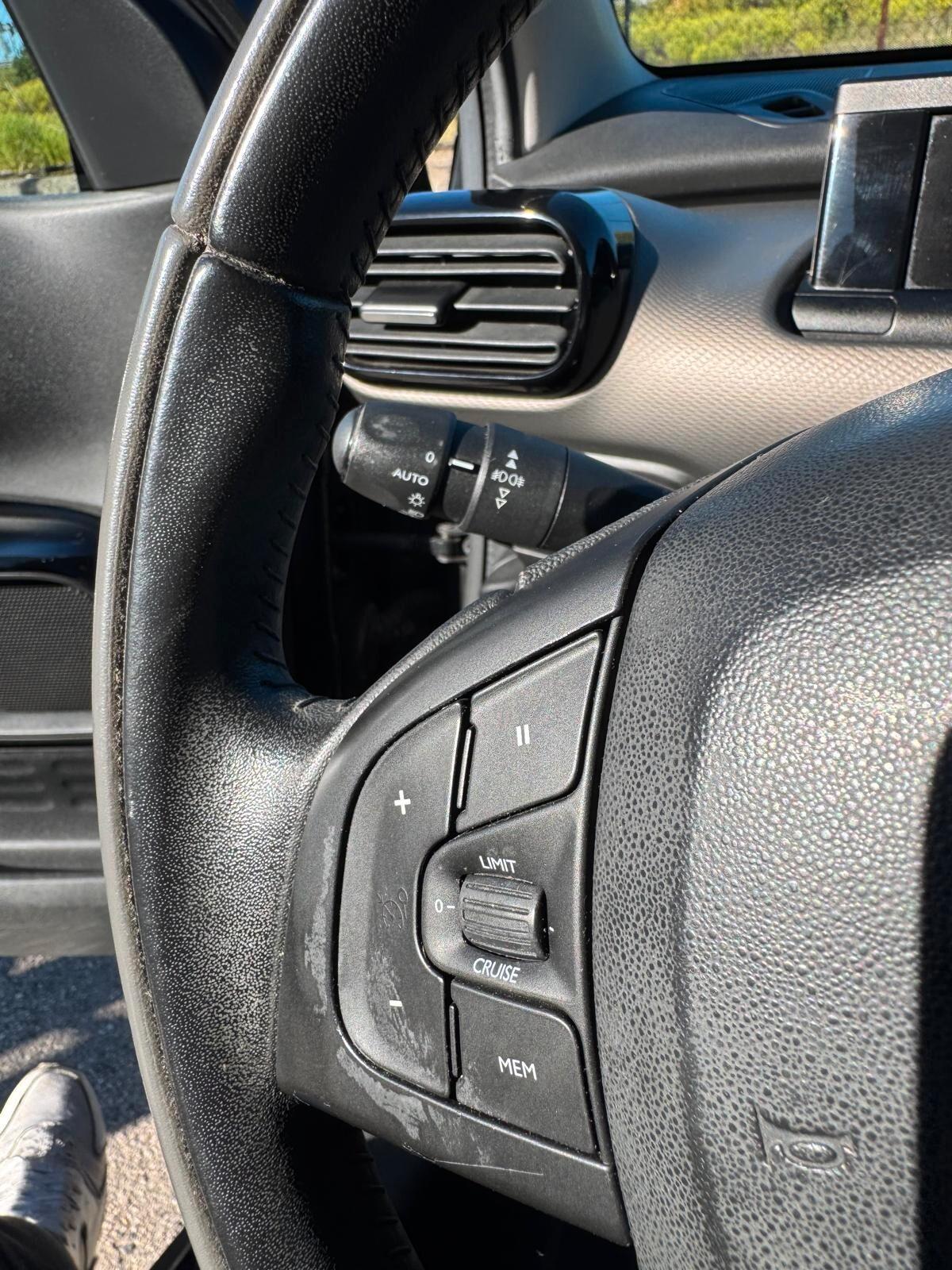Citroen C4 Cactus Shine full optional