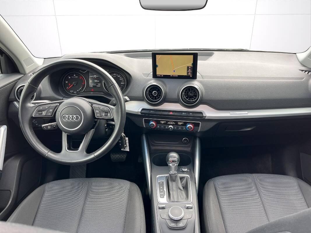 Audi Q2 30 1.6 tdi Business s-tronic my20