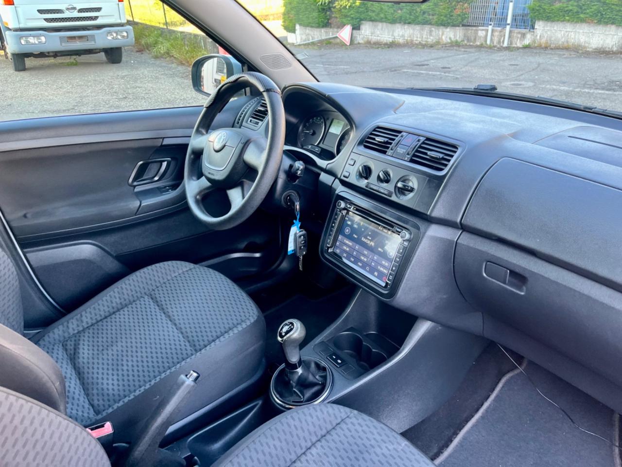 Skoda Fabia 1.6tdi 2011 195.000km per neopatentati
