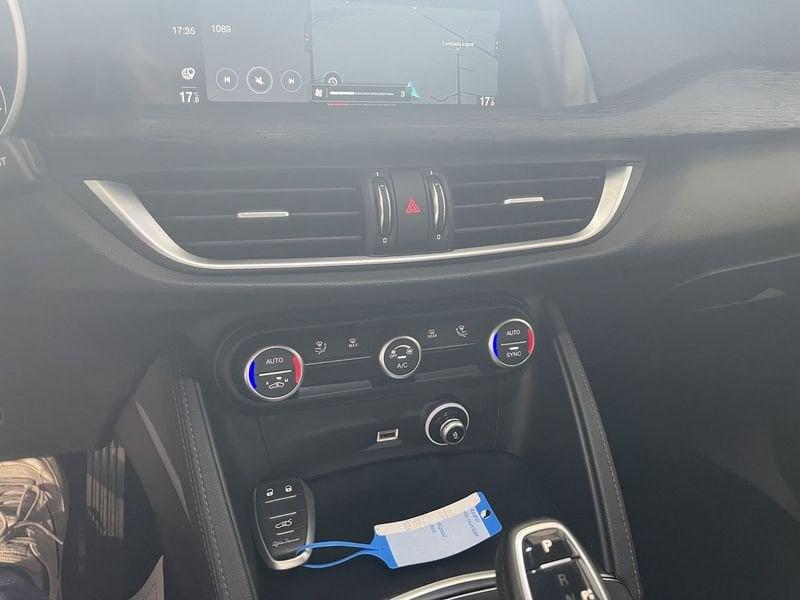 Alfa Romeo Stelvio 2.2 Turbo Diesel 160CV Business AT8 RWD