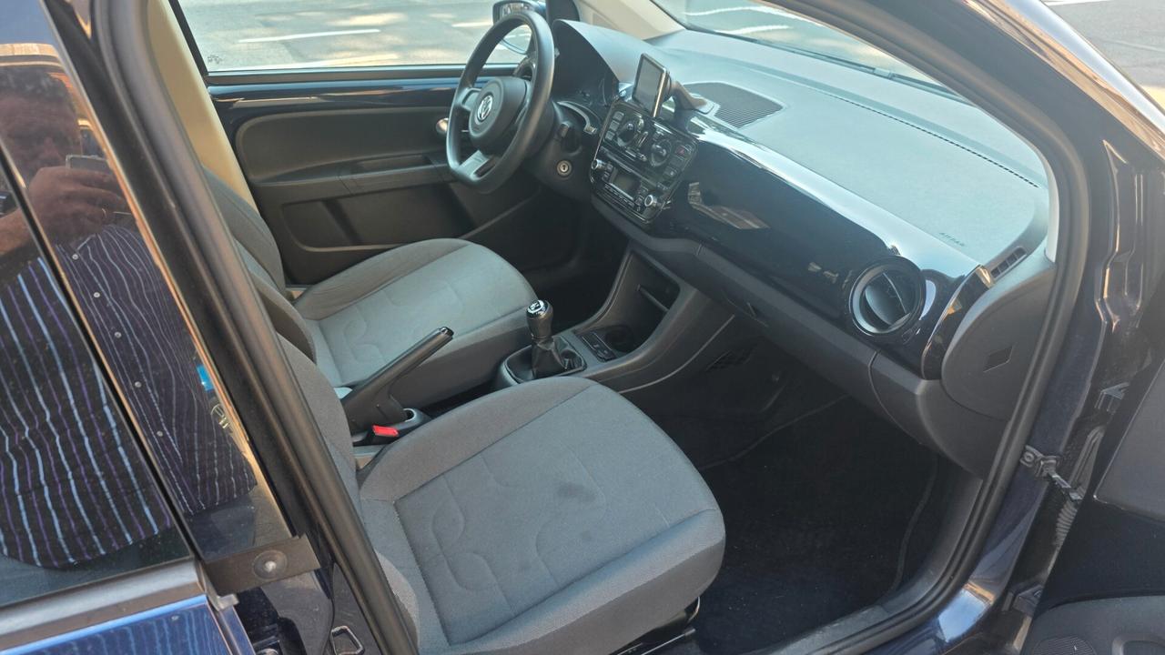 Volkswagen up! 1.0 5p. move