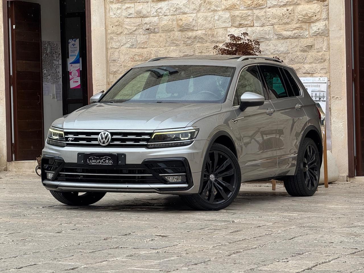 Volkswagen Tiguan 2.0 BiTDI SCR DSG 4MOTION Advanced R-Line BMT