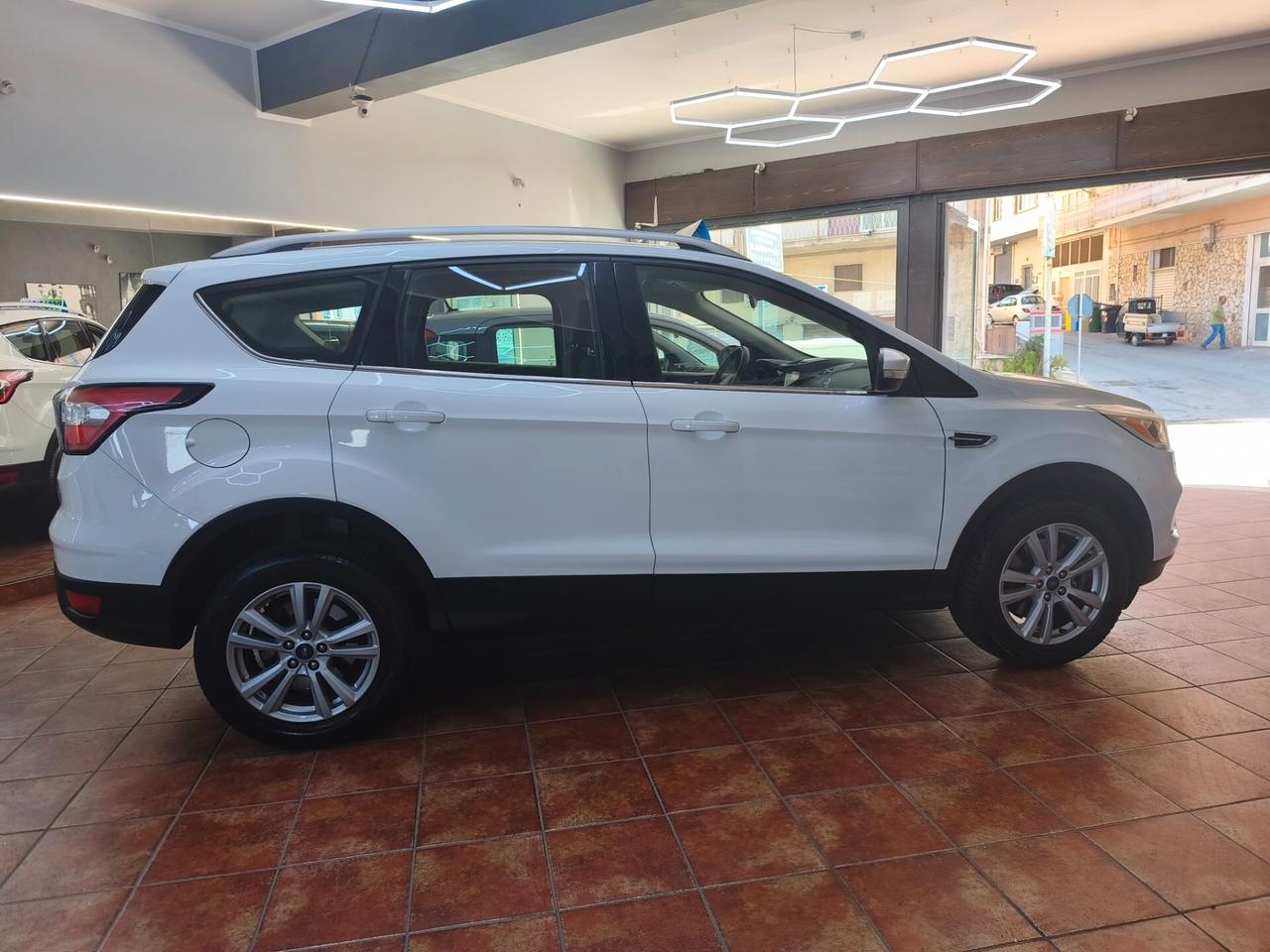Ford Kuga 1.5 TDCI 120 CV Titanium