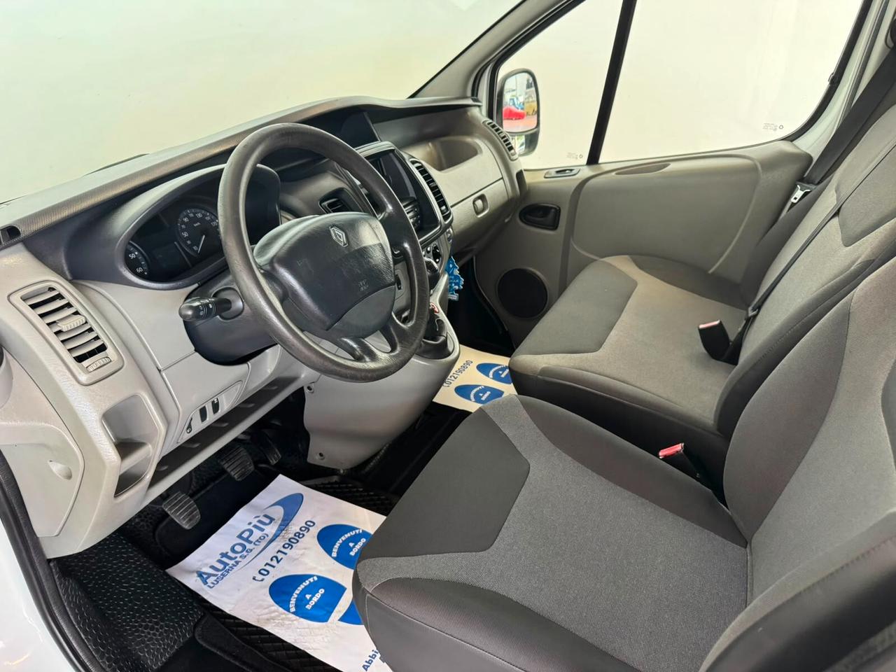 Renault Trafic L1H1 2.0 dCi 115 CV