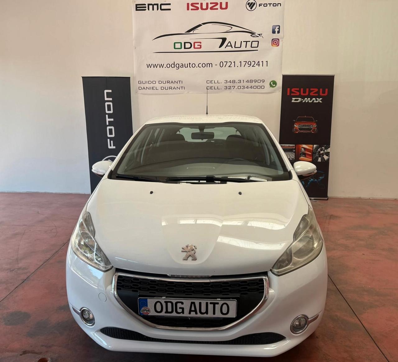 Peugeot 208 Diesel 1.4 HDi CV 68 KW 50 Per NEOPATENTATI Km 191.970 garanzia 12 mesi