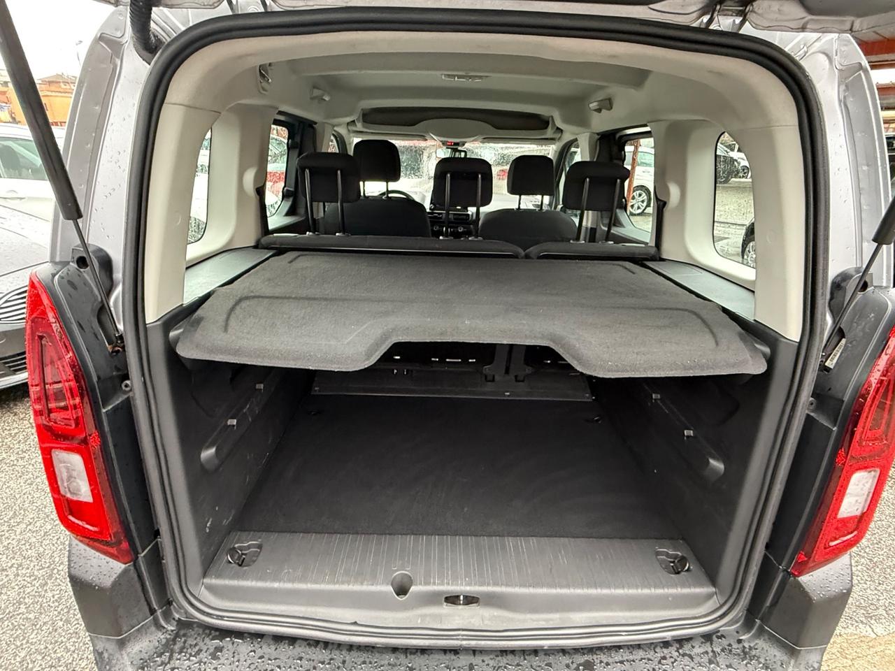 Berlingo BlueHDi 100-Shine-vettura 5 posti -E6