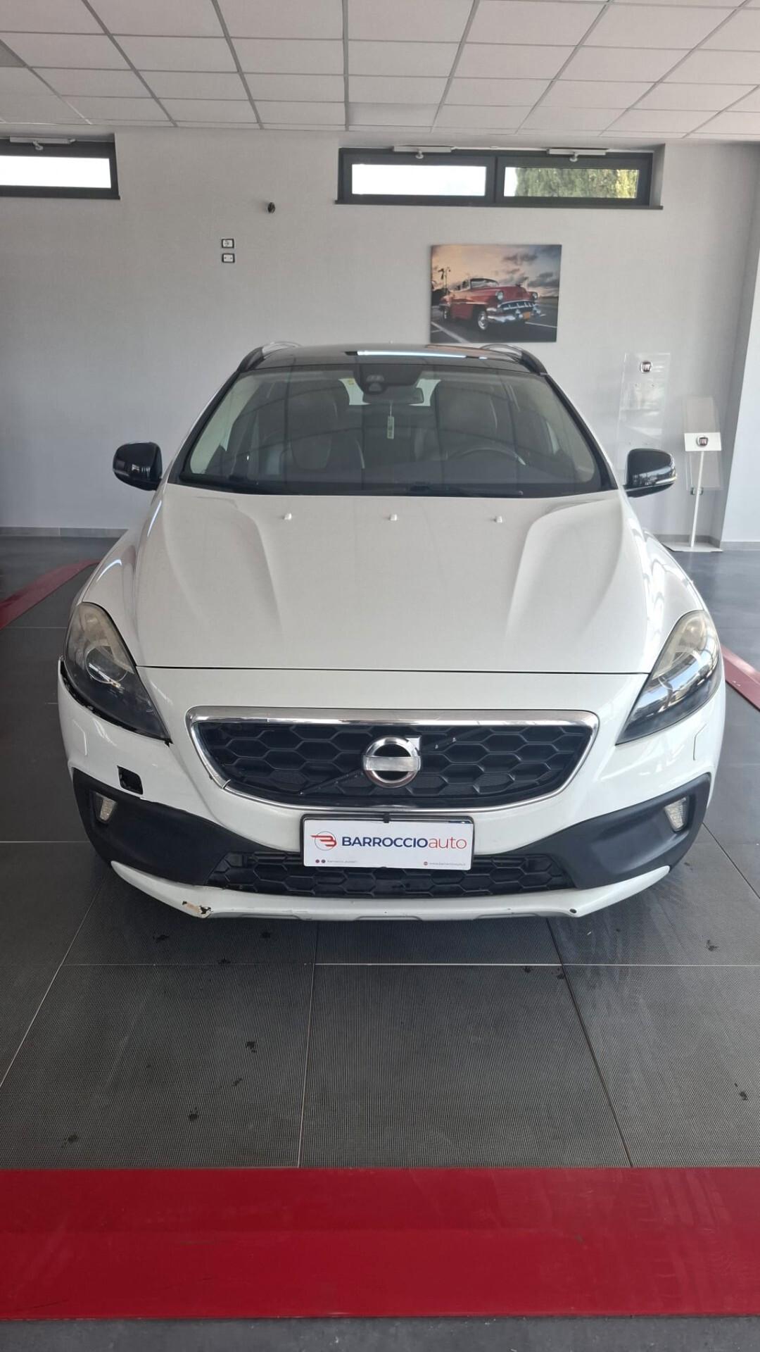 Volvo V40 Cross Country D4 Momentum