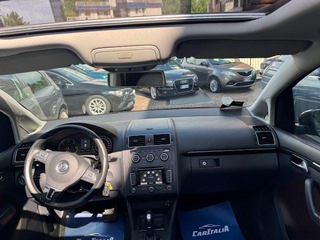 VOLKSWAGEN Touran 2.0 TDI 177 CV DSG Highline 7 posti tetto panoram