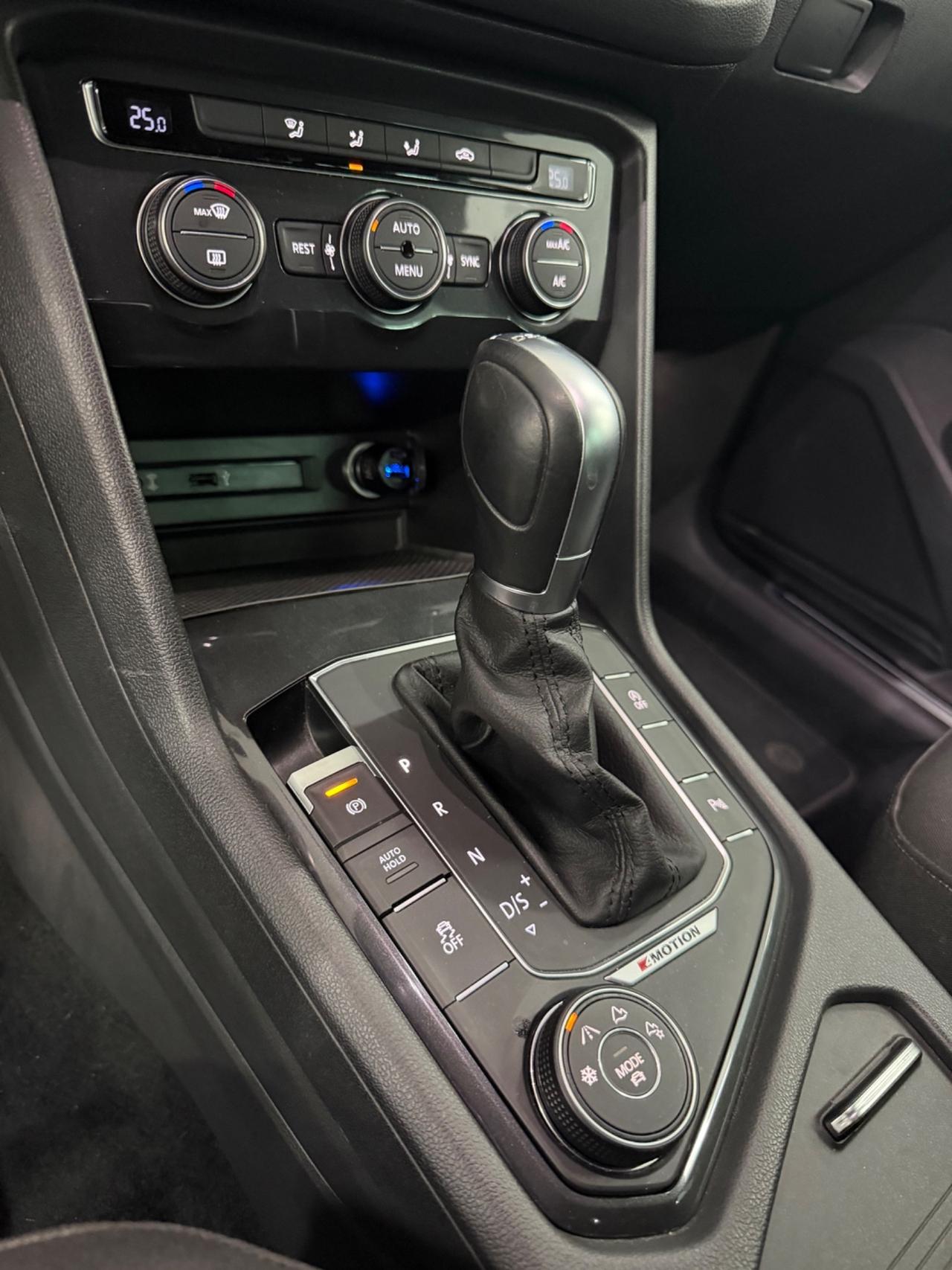 VW Tiguan 2.0 240cv DSG 4MOTION R-LINE FINANZIABILE