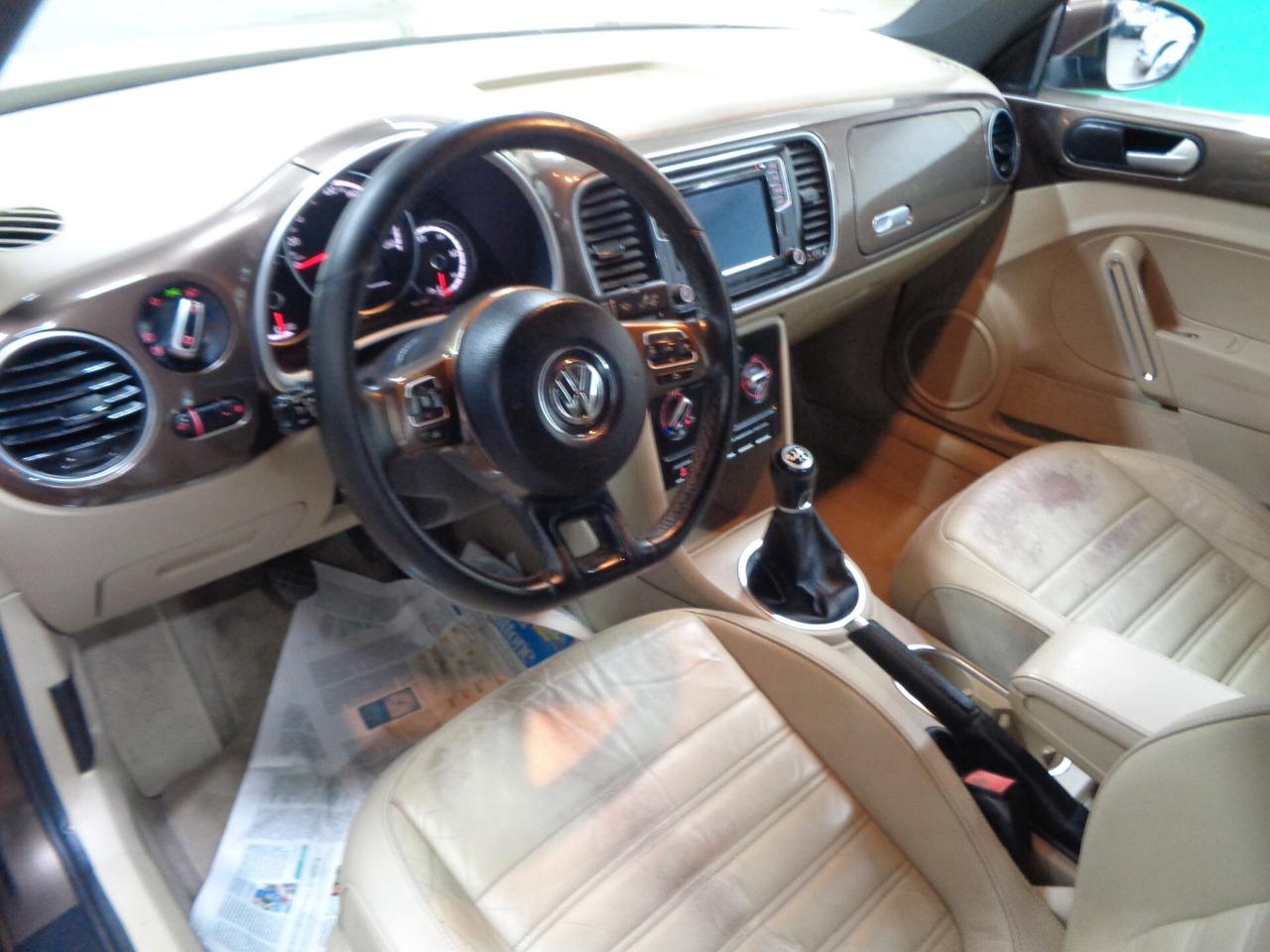 Volkswagen Maggiolino Cabrio 2.0 TDI Design BlueMotion Technology