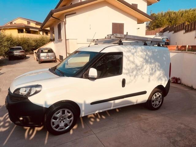 Fiat Doblo 1.4 TJET 120 CV PORTASCALA SCAFFALE PORTA LATERALE
