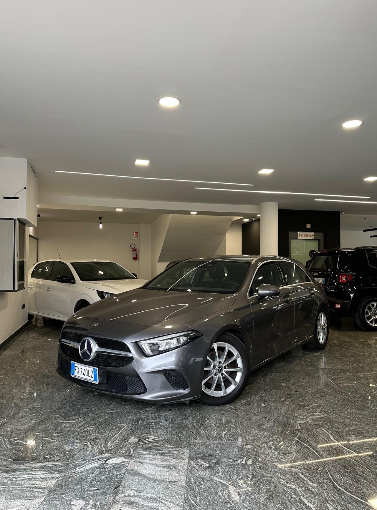 Mercedes-benz A 180 d Business Extra