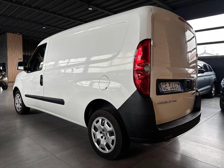 Fiat Doblò 1.4 120cv Natural Power Maxi Lounge