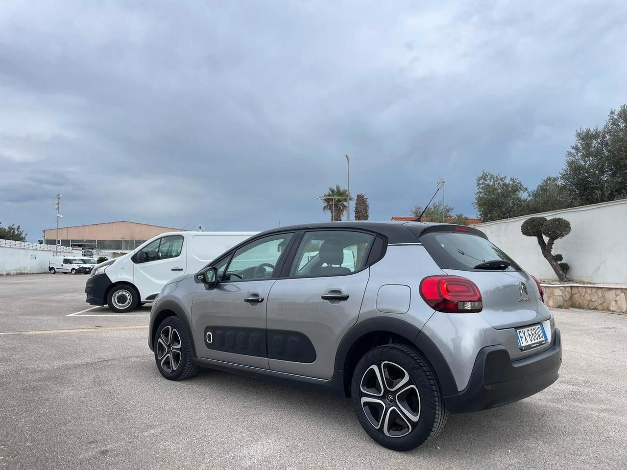 CITROEN C3 BlueHDi 100 S&S Shine