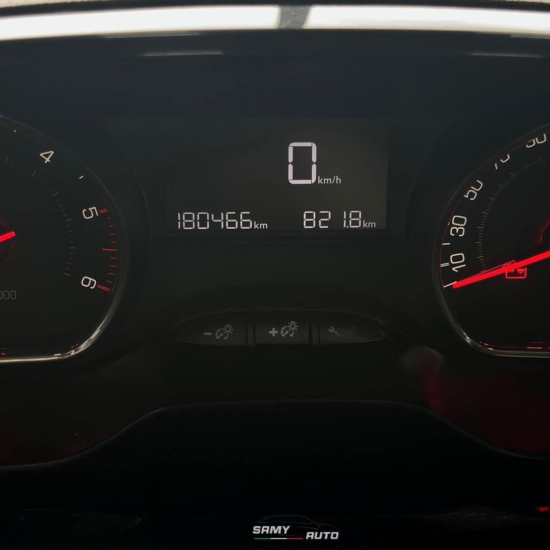Peugeot 208 1.4 HDi 68 CV 5 porte Access
