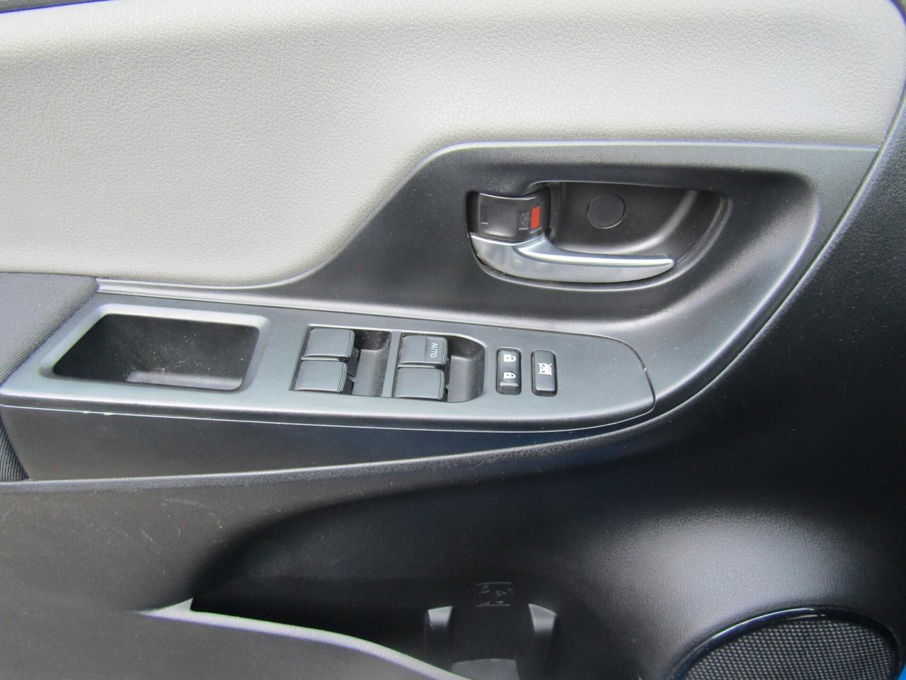 Toyota Yaris 1.0 70CV "49.400 km" Bluetooth, Camera p., ADAS