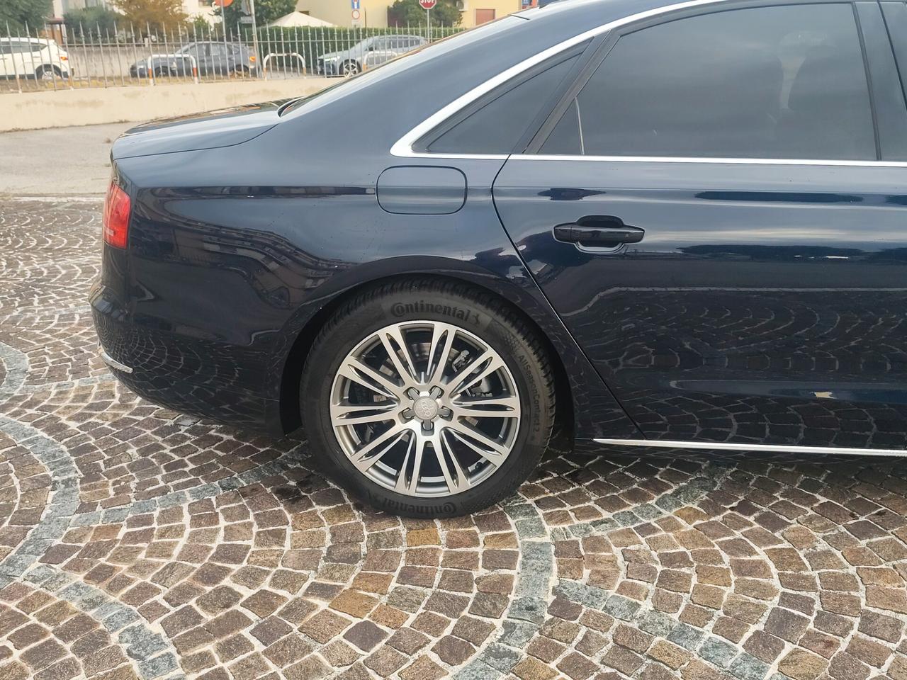 Audi A8 L 3.0 TDI 250 CV quattro tiptronic