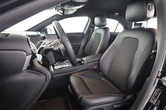 MERCEDES-BENZ A 180 A 200 Automatic 4p. Sport