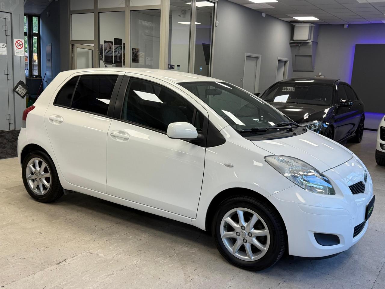 Toyota Yaris 1.3 5 porte Sol