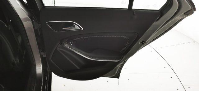 MERCEDES-BENZ A 180 CDI BlueEFFICIENCY Sport