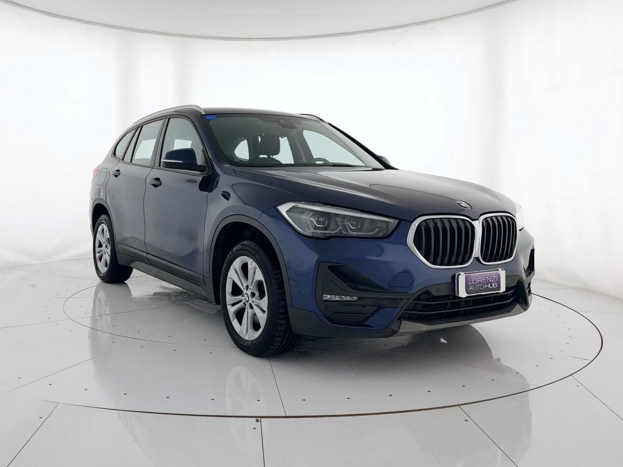 BMW X1 sdrive 18d Business Advantage auto FULL LED+ACC+APPLE CARPLAY